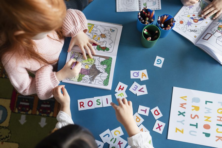 Tujuh variasi permainan tebak gambar untuk melatih bahasa anak