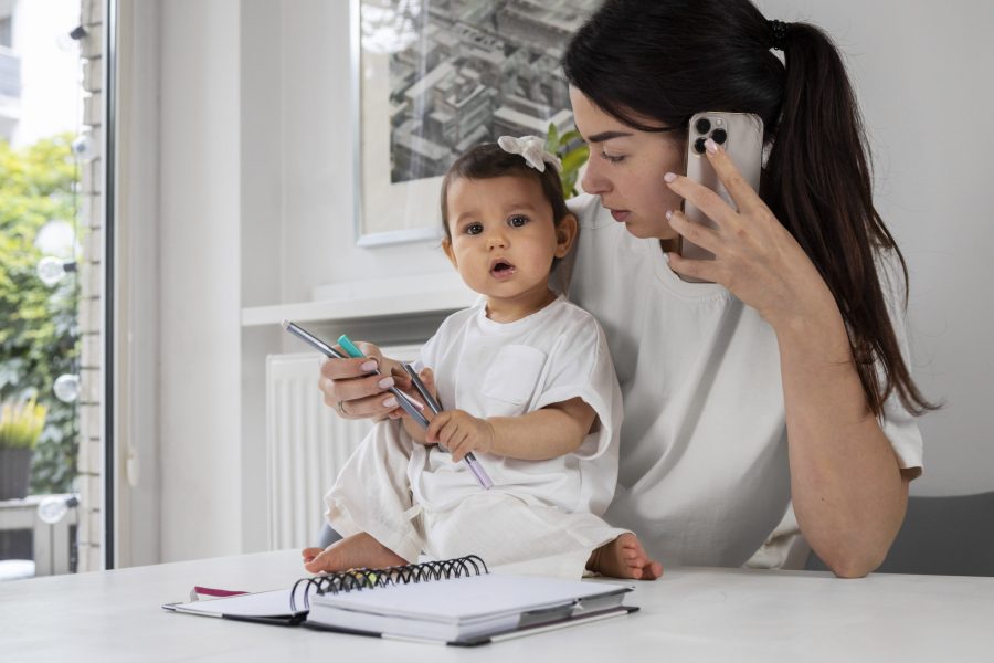 Checklist perkembangan komunikasi anak usia 0 sampai 5 tahun.