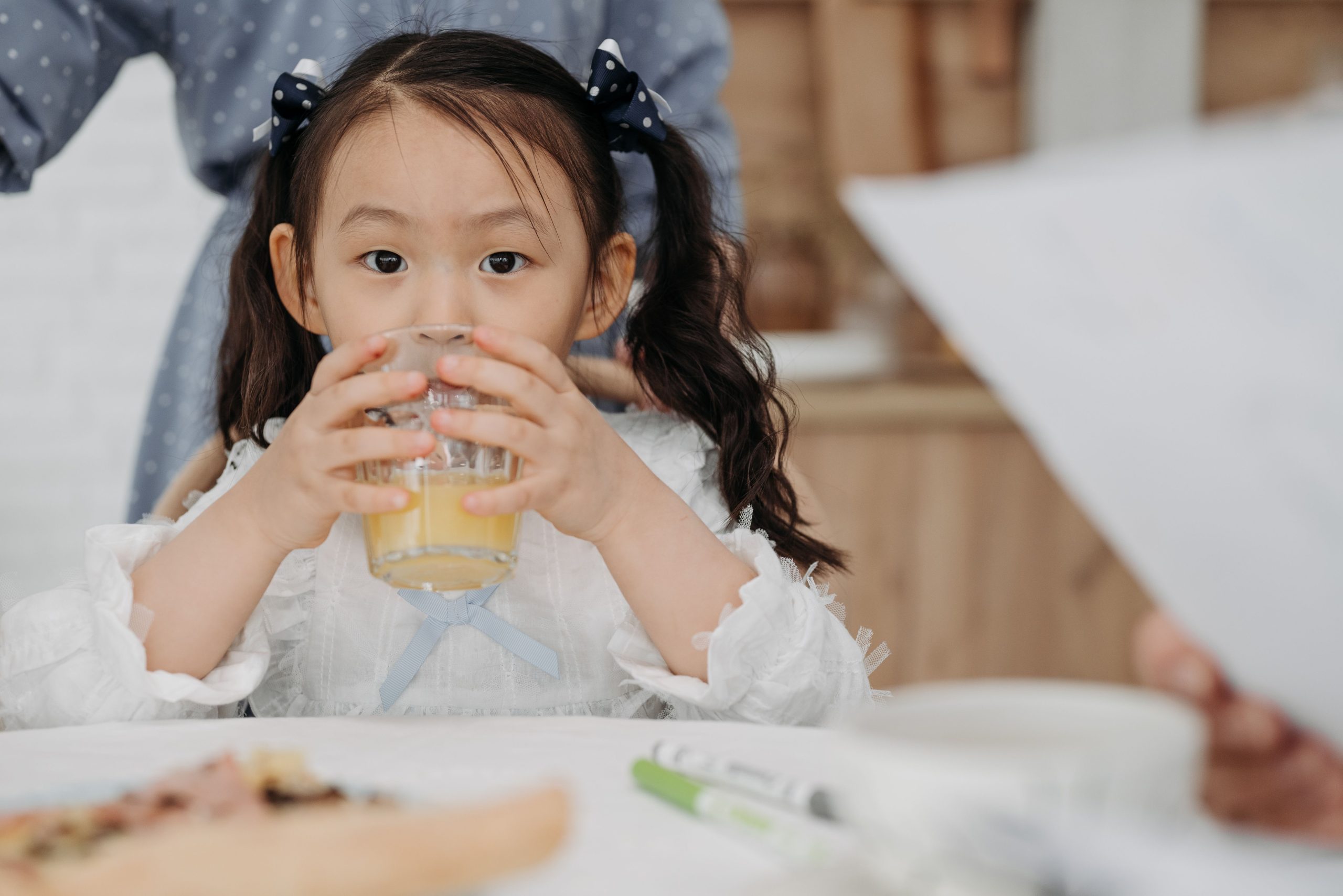 Stimulasi oromotor fungsional untuk makan minum suara dan komunikasi anak
