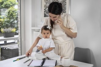 Checklist perkembangan bicara anak sesuai usia 0 sampai 5 tahun