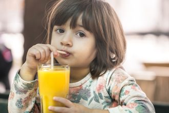 Pilihan minuman untuk anak dan minuman berpemanis