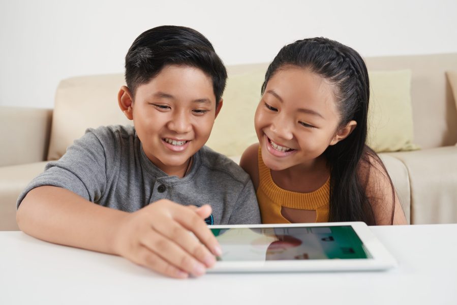 7 cara membantu Gen Alpha punya kendali digital