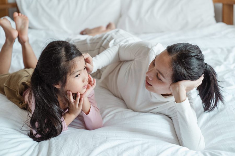 Enam pola komunikasi anak yang memahami instruksi tetapi belum banyak bicara