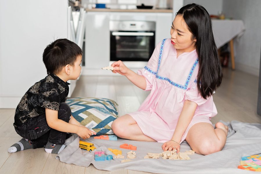 Jenis kosakata fungsional untuk perkembangan bahasa anak